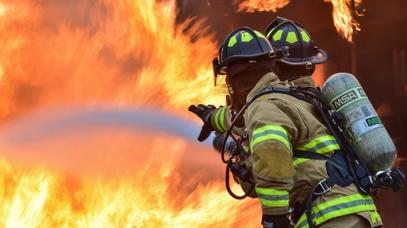 Wat doe je bij brand? 7 serieuze overlevingstips